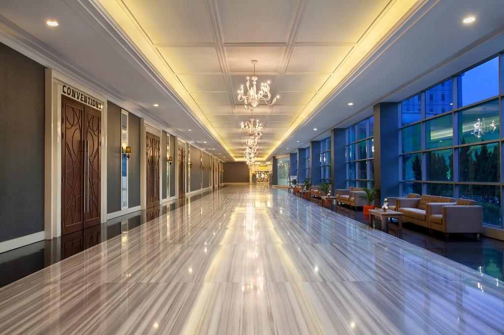 แฮริส โฮเต็ล แอนด์ คอนเวนชั่น เฟสติวัล ซิตี้ลิงค์ Hotel บันดุง ภายนอก รูปภาพ