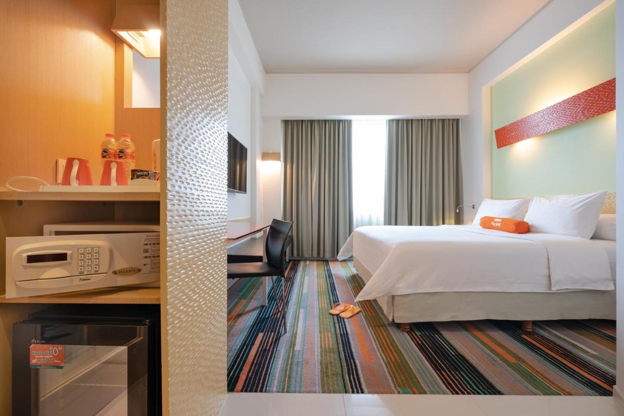 แฮริส โฮเต็ล แอนด์ คอนเวนชั่น เฟสติวัล ซิตี้ลิงค์ Hotel บันดุง ภายนอก รูปภาพ